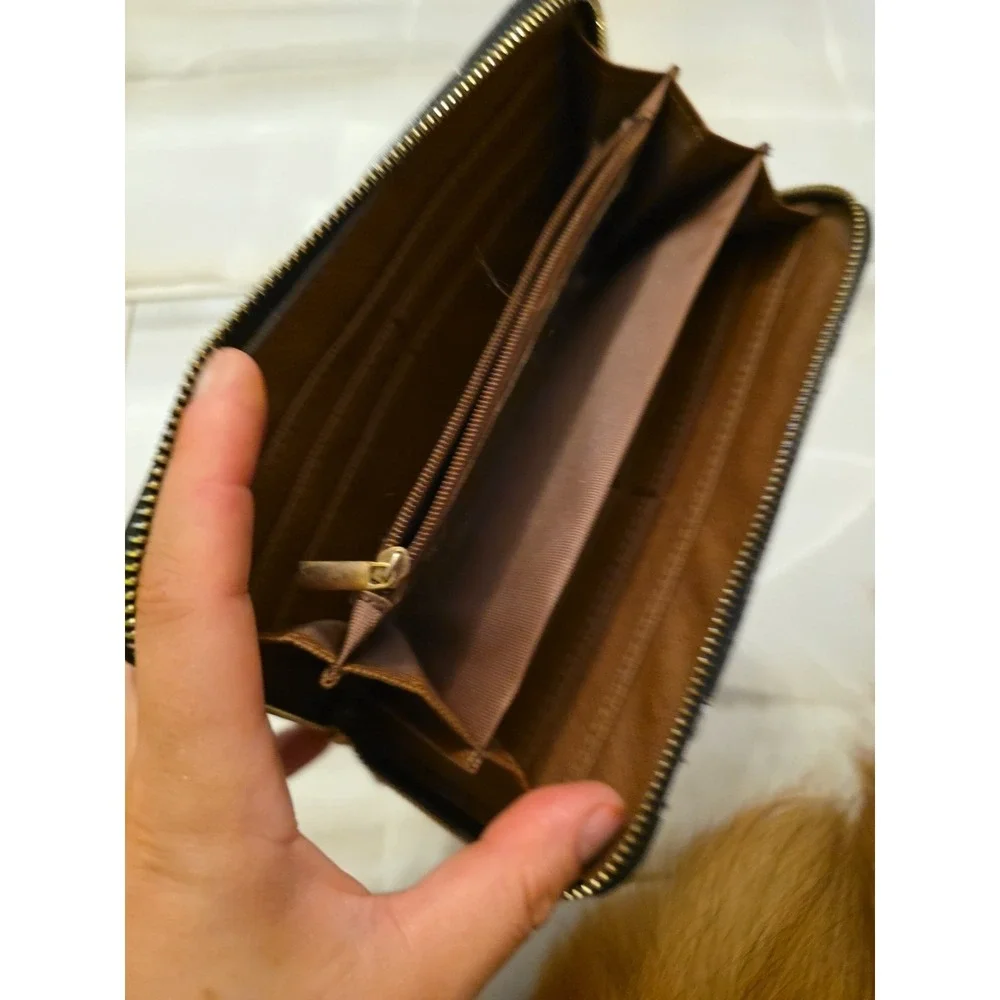 Michelle Obama Magazine Cover Collage Zip Accordion Wallet A4‎